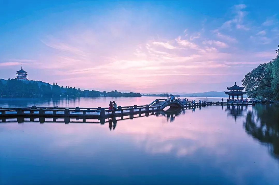 杭州最值得去的十大景点排行榜：西湖必选