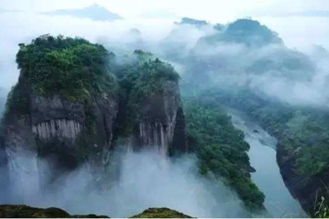 中国十大爬山好去处排行榜：你最想去哪里？