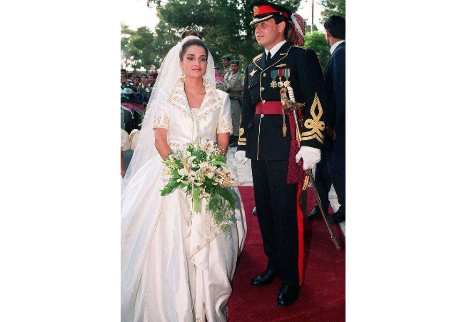 世界最美十大婚纱约旦皇后的婚纱