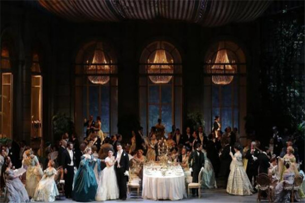 世界著名的十大歌剧《茶花女》