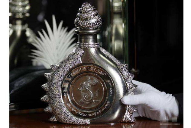 世界最贵的十大名酒 汉帝茅台仅列第七，第一价值近近4000万