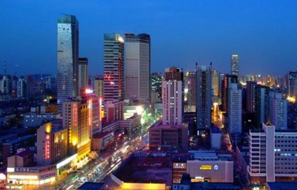 人口超过800万的城市排名，第六名为中国八大古都之一