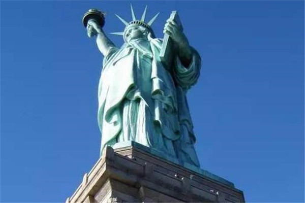 世界十大最著名的雕像自由女神像