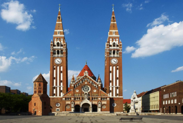 匈牙利十大城市排名：被称为欧洲之心的它排名第一