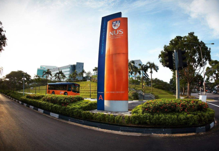 QS亚洲大学排行榜 新加坡国立大学排第一，清华屈居第四