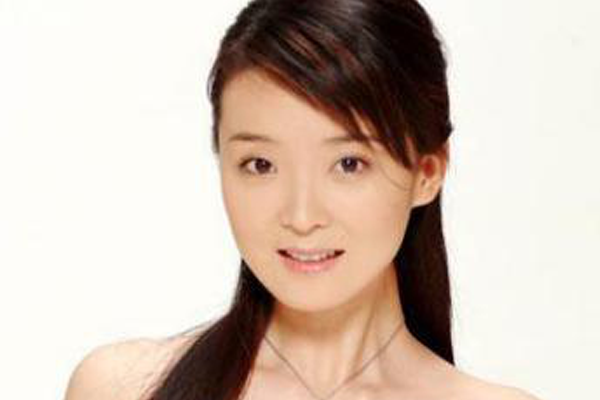 中国娱乐圈十大长发美女 倪妮杨幂纷纷上榜，第一名竟是紫薇