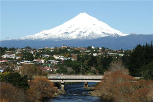 新西兰移民十大城市 皇后镇上榜第五新普利茅斯性价比高