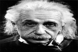 世界十大公认的科学家：爱因斯坦上榜，她是唯一的女性