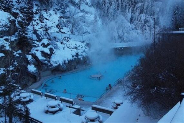 世界十大温泉聚集地 匈牙利上榜，第五能体验到冰火两重天