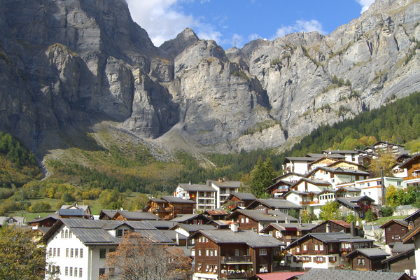 瑞士十大最美小镇 因特拉肯第一，第二是极限爱好者天堂