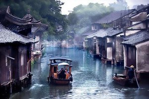 中国十大最美小镇排行榜：乌镇、凤凰古镇、黄姚古镇上榜