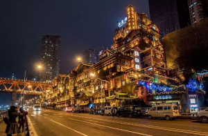 年度十大城市排行榜：重庆上榜，第二“英雄之城”