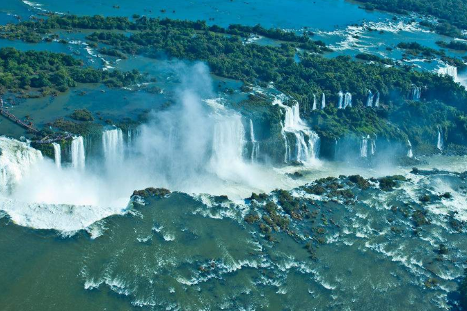 全球十大瀑布排行榜 第一位尼亚加拉，第十曾是花千骨拍摄地