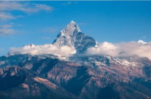 十大海拔最高的山峰排行榜 珠穆朗玛峰第一，第七被称为“魔鬼峰”