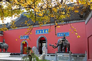 2021南京十大寺庙排名：鸡鸣寺第二，毗卢寺上榜