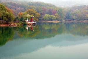 南京十大著名湖泊排行榜：紫霞湖当排第一，还有盛产大闸蟹的地方